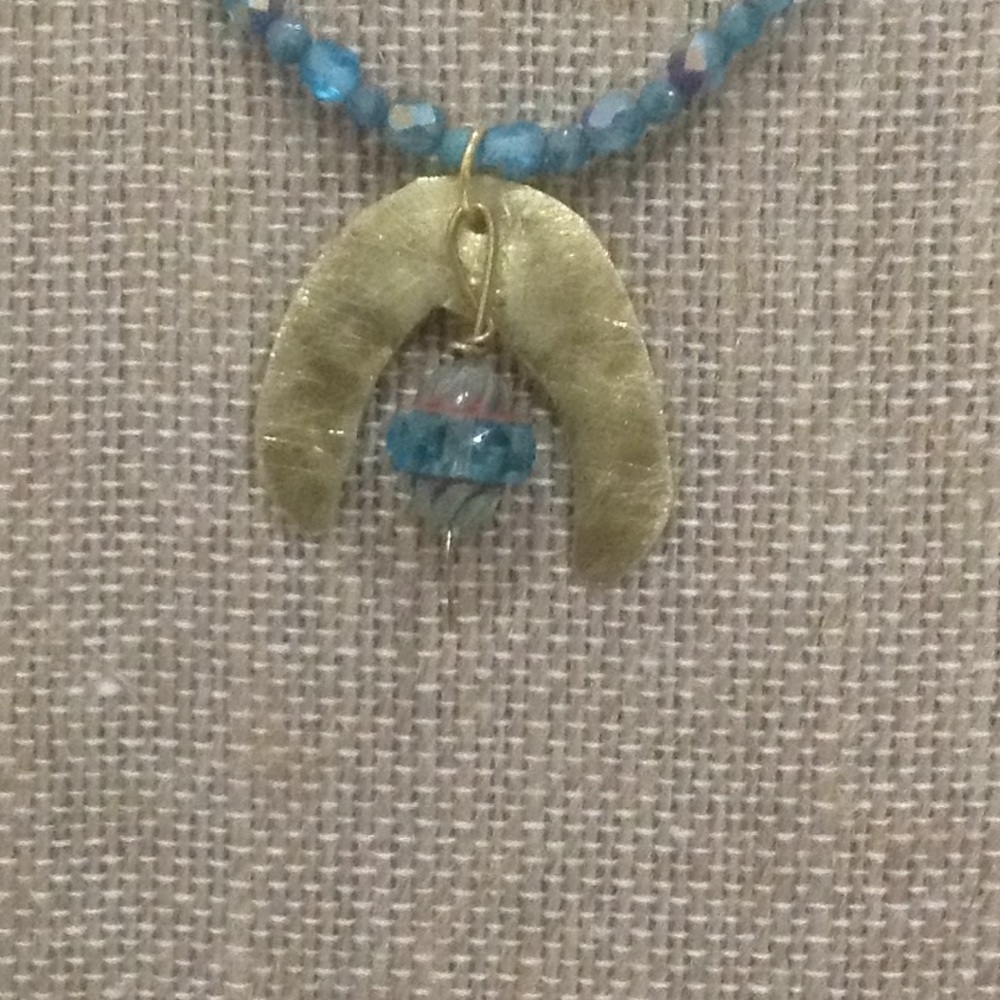Handmade necklace - Picture 2 of 4
